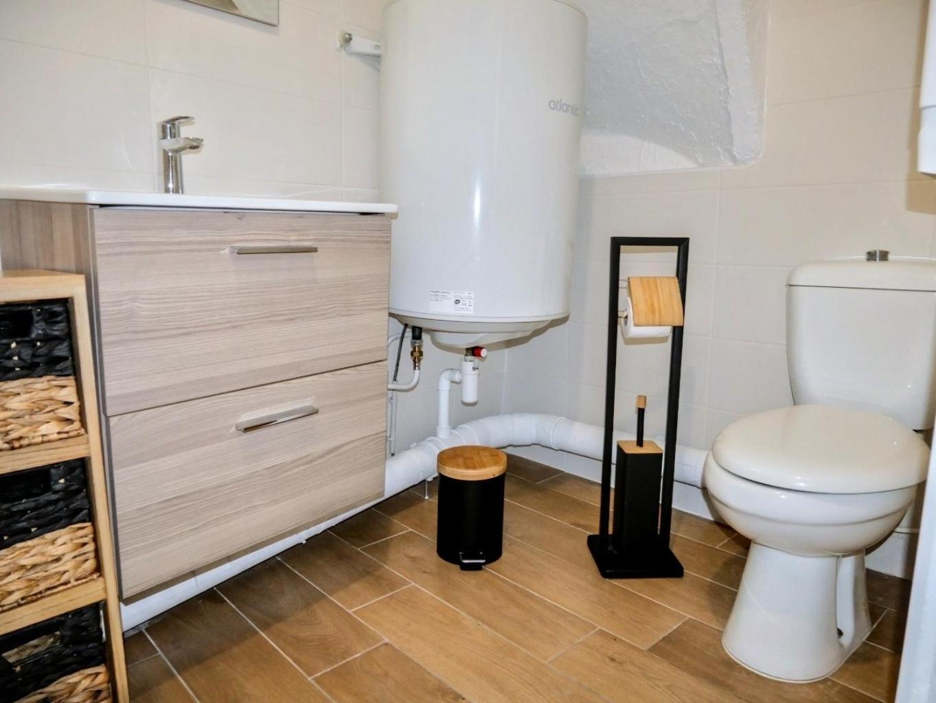 Appartement Nicolas En Vienne - Cosy, Confortable, Equipe